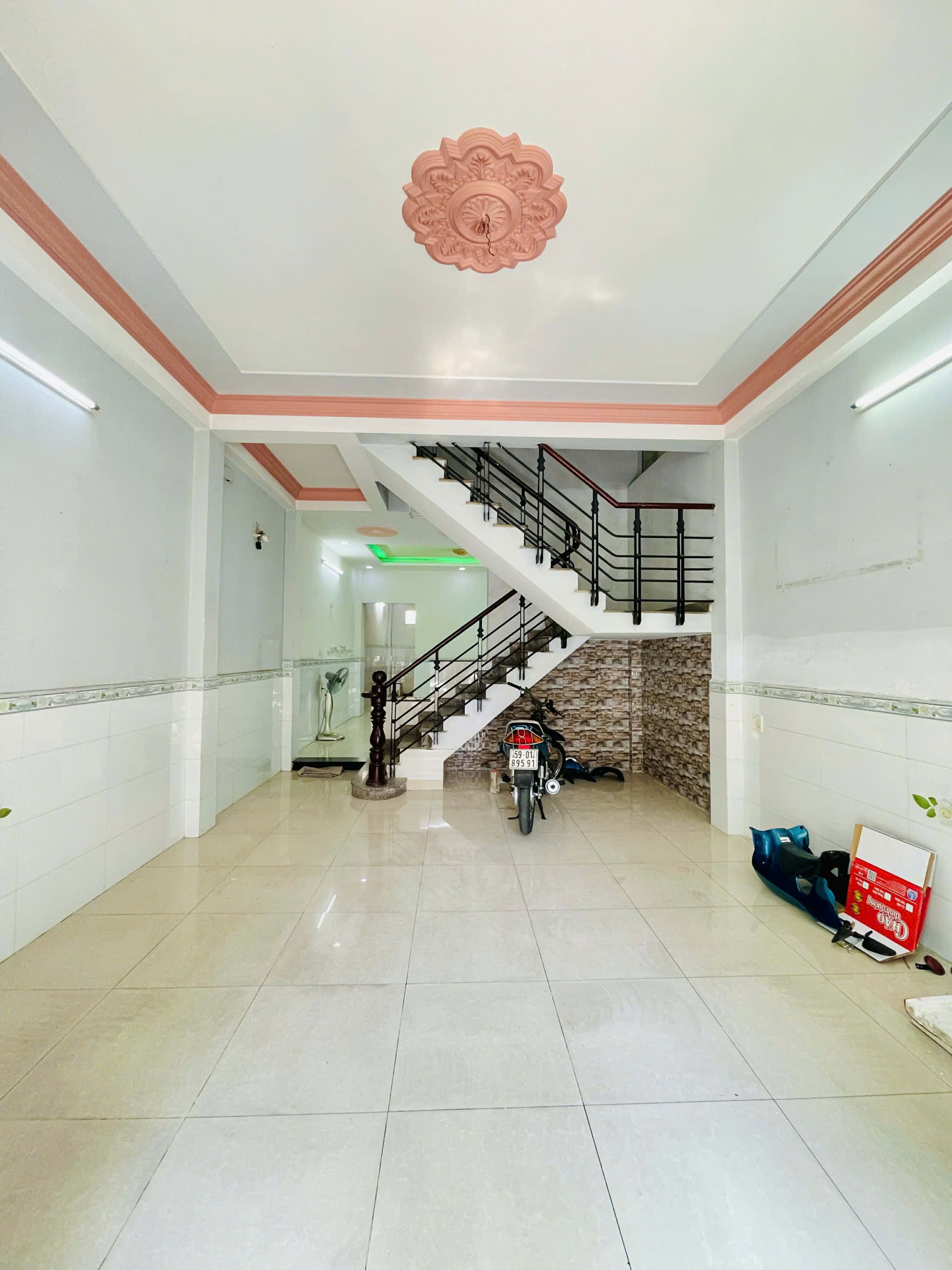 GIÁP LÊ VĂN QUỚI BÌNH TÂN 70M2 HXH 2 TẦNG SHR CHỈ 4.95 TỶ