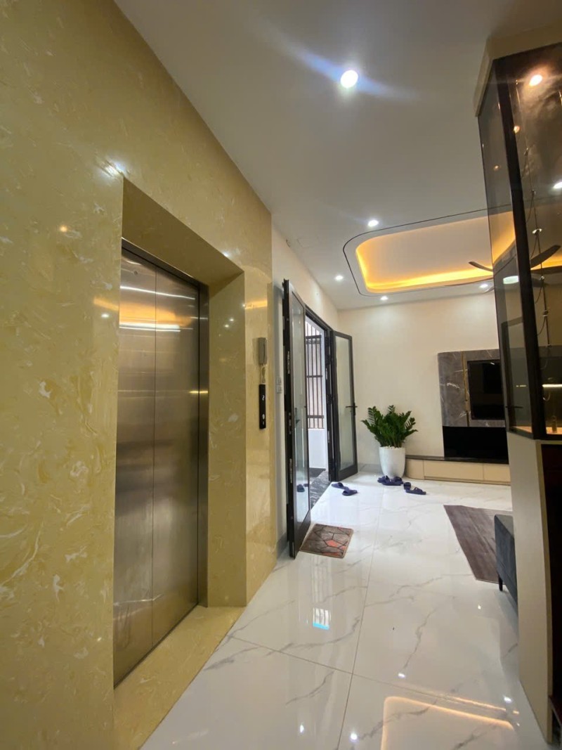 BÁN NHÀ CAO CẤP NGUYỄN VĂN CỪ – LÔ GÓC – THANG MÁY – FULL NỘI THẤT 5