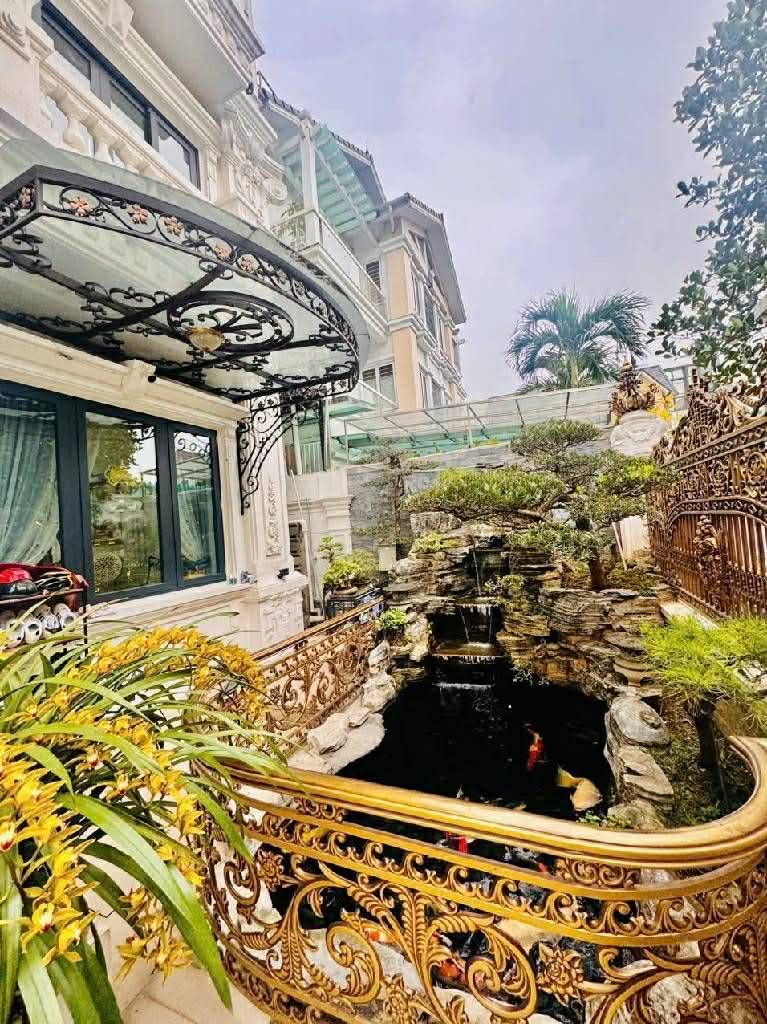 Biệt thự Việt Hưng, lô góc, 4 thoáng, sân vườn, hồ cá Koi, an ninh tuyệt đối 3