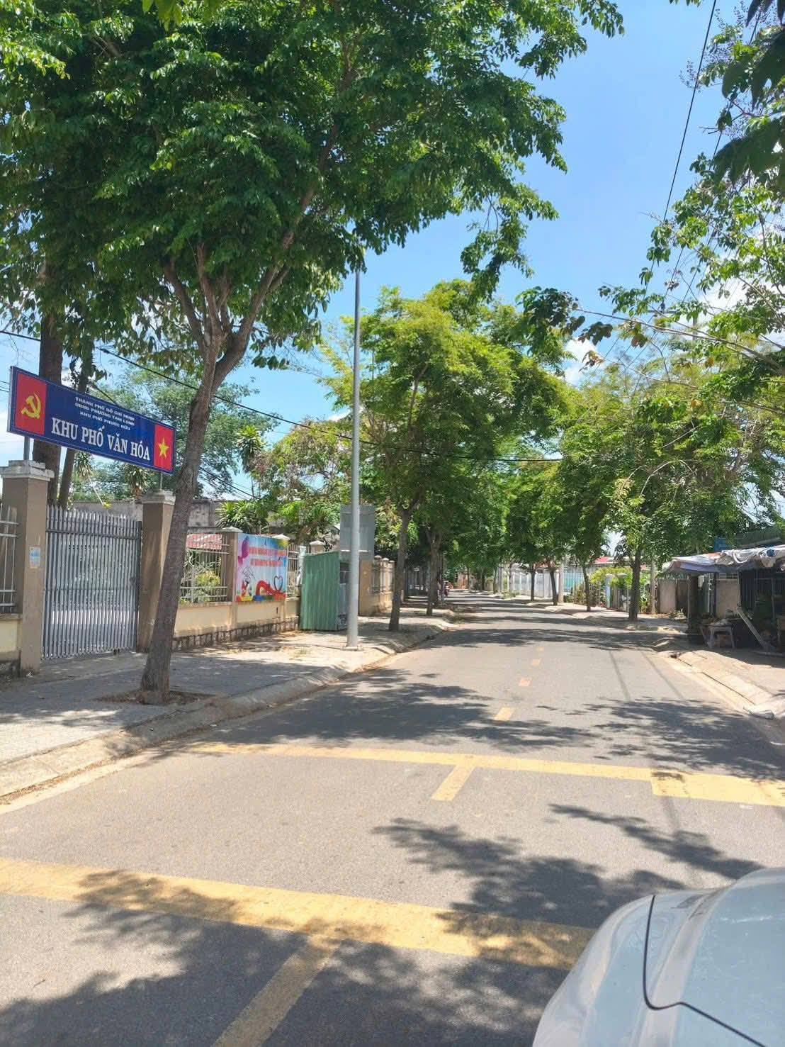 Cơ hội sở hữu lô đất vị trí đẹp, giá tốt trong khu dân cư hiện hữu! 2