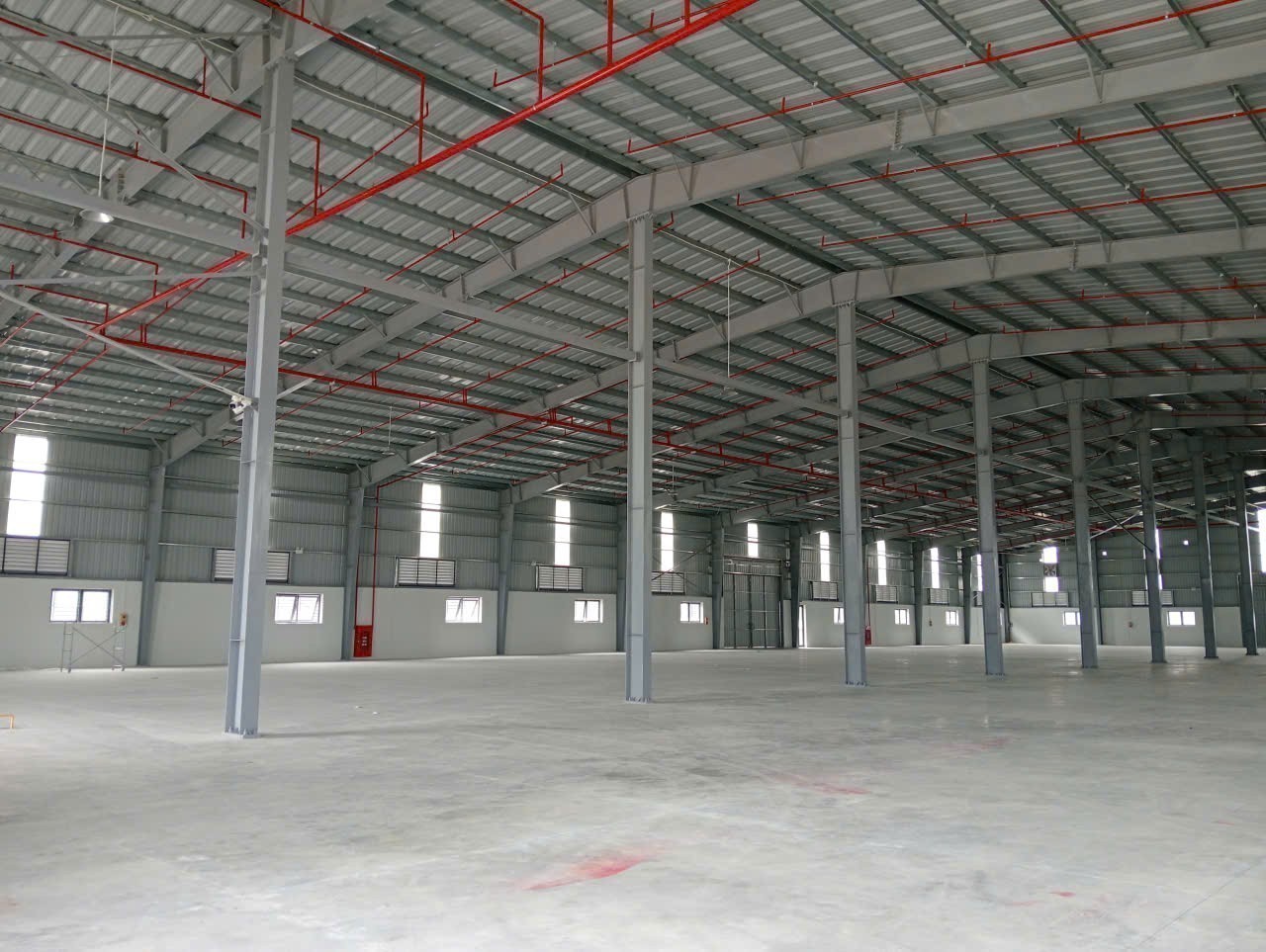 Cho thuê Kho - Nhà xưởng đường 379, Xã Tân Tiến, Diện tích 2100m², Giá 85 Nghìn/m²/tháng 2