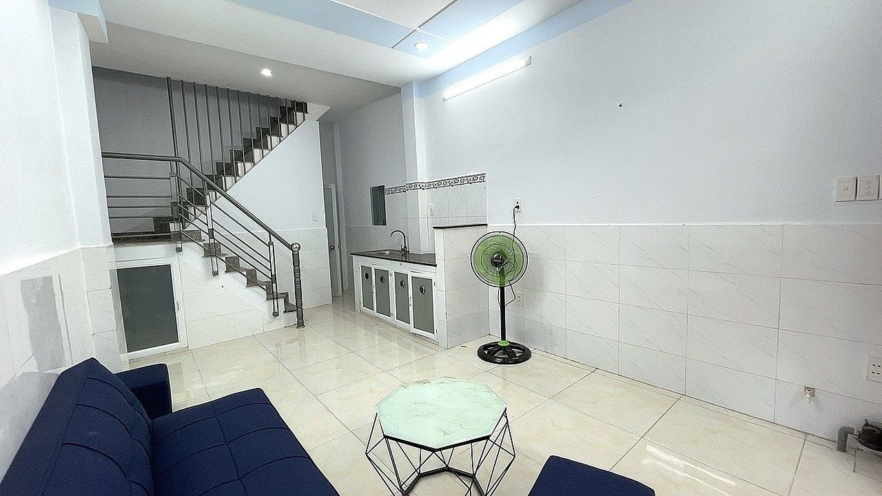 HÀNG HIẾM VƯỜN LÀI 23M2 NHÀ ĐÚC 2 TẦNG SHR GIÁ NHỈNH 3 TỶ 2