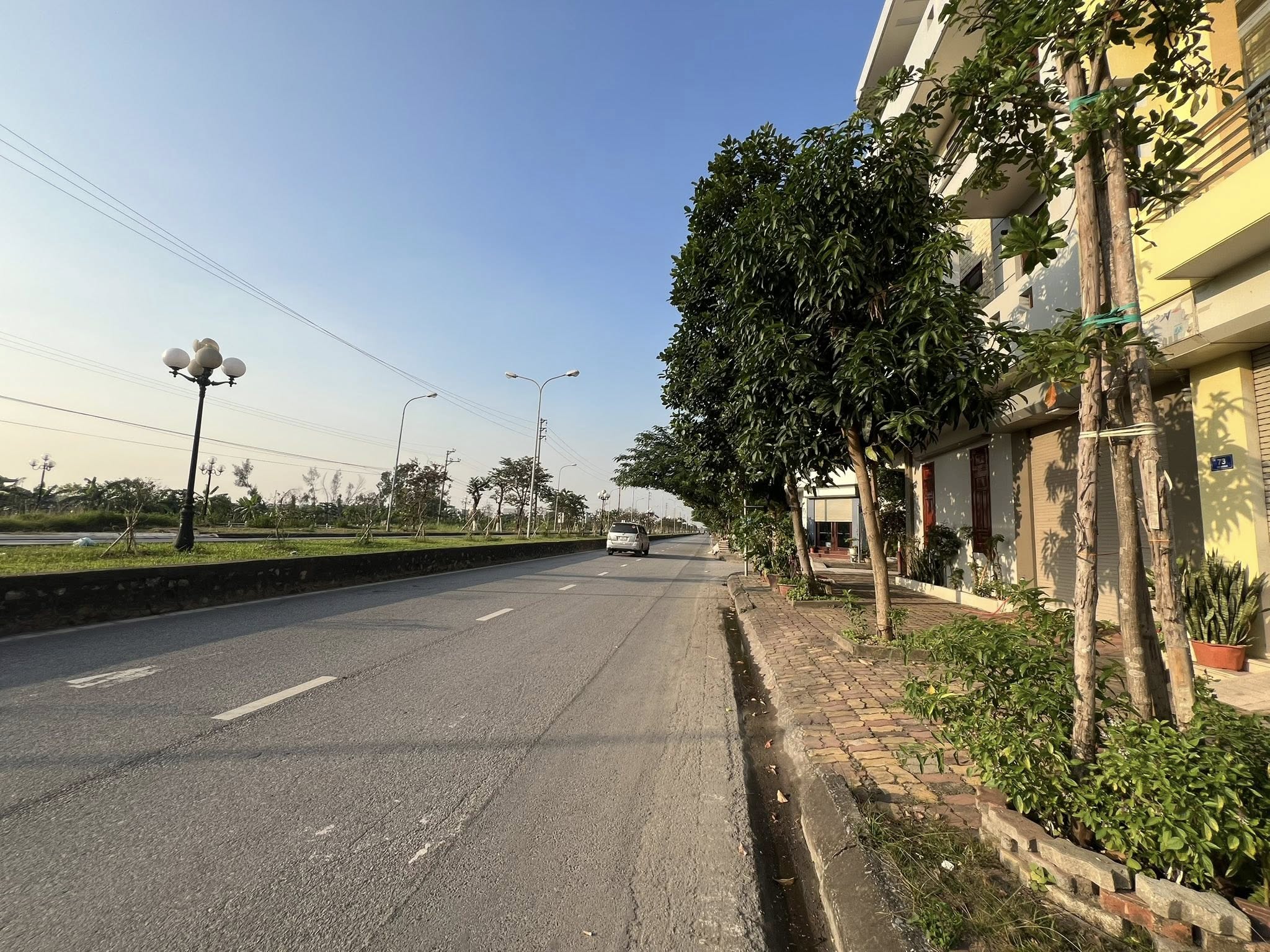 Bán lô đất mặt đường đôi Tứ Minh, phường Tứ Minh, TP Hải Dương, 98.79m2, mt 8m, KD 3