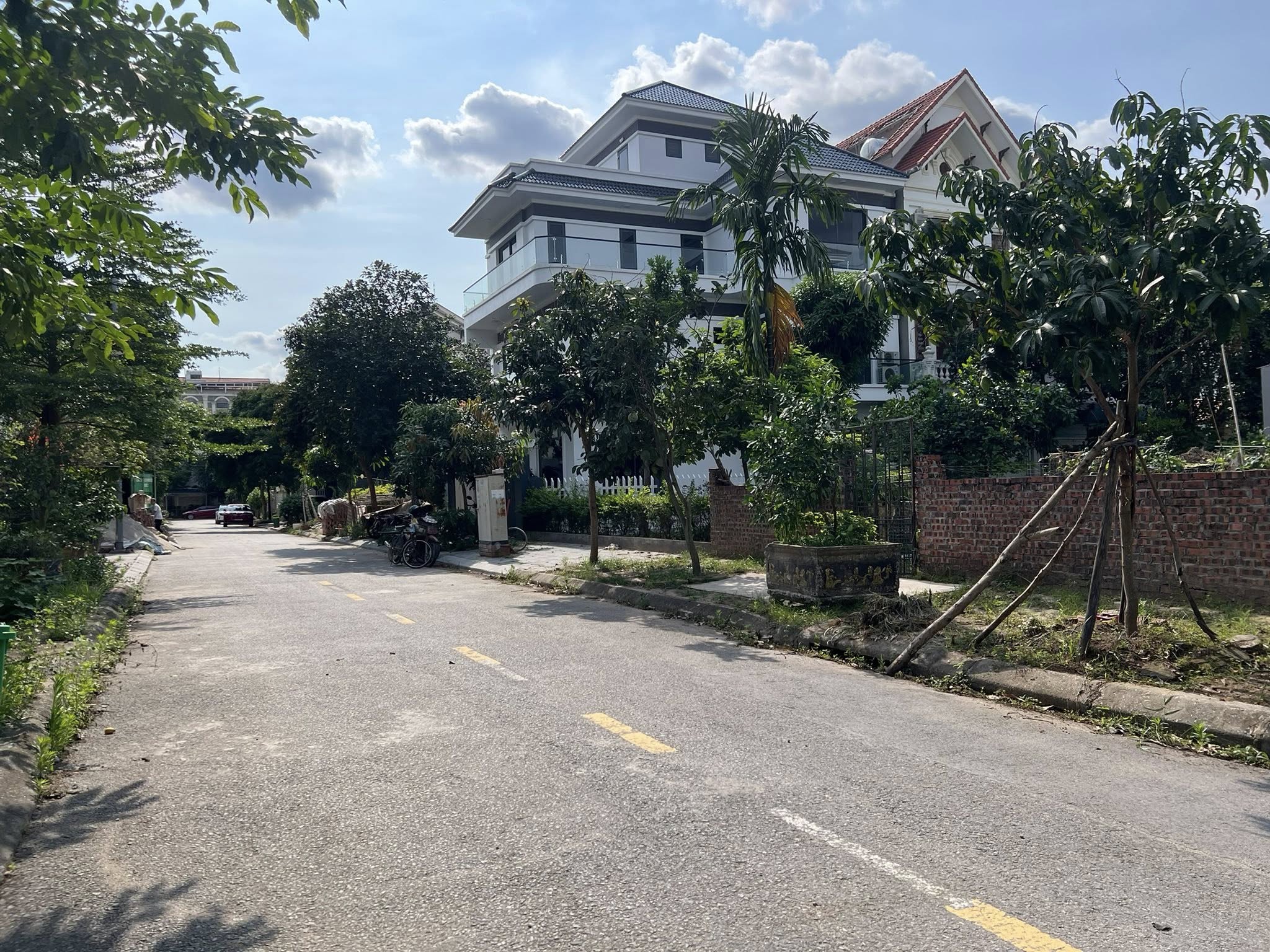 Bán đất biệt thự khu Đỉnh Long, ph Tân Bình, TP Hải Dương, 160m2, mt 11m, vị trí đẹp 3