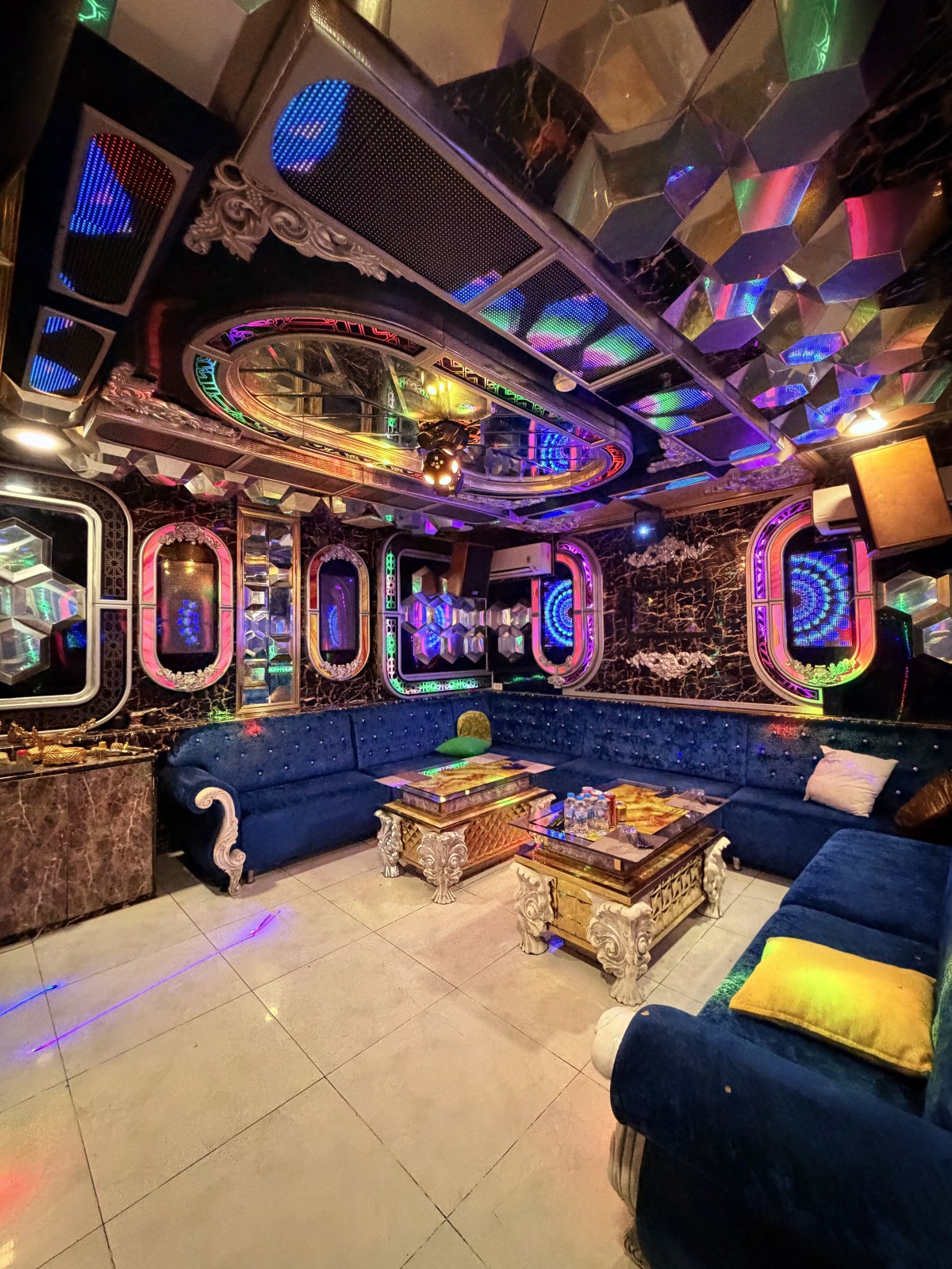 TOÀ NHÀ 8 TẦNG MẶT TIỀN PHỔ QUANG CẠNH SÂN BAY - THU NHẬP 3.6 TỶ/NĂM - GIÁ 86 TỶ 11