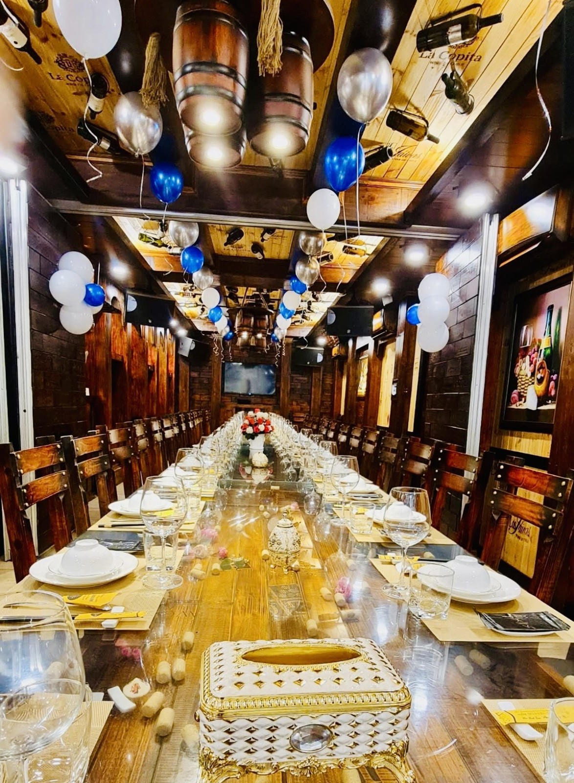 TOÀ NHÀ 8 TẦNG MẶT TIỀN PHỔ QUANG CẠNH SÂN BAY - THU NHẬP 3.6 TỶ/NĂM - GIÁ 86 TỶ 9