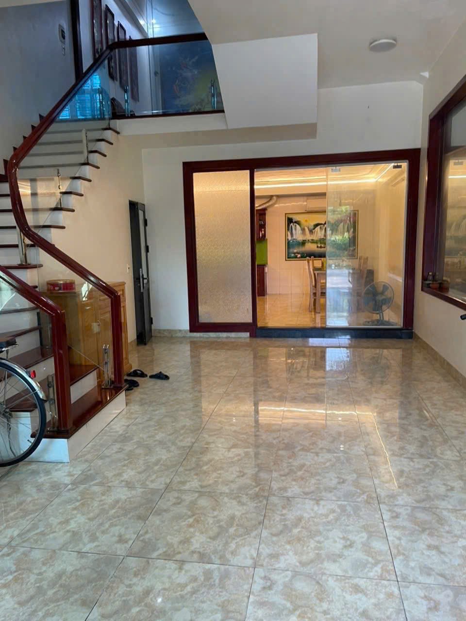 chính chủ gửi bán nhà 3 tầng trường chuyên thái bình cũ 2