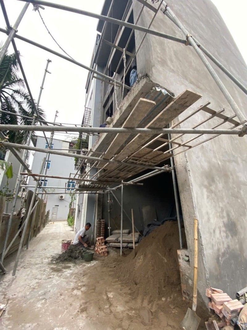 PHÚC LỢI – LONG BIÊN  38m² – 5 TẦNG – NHÀ MỚI – MỖI TẦNG 1 PHÒNG KHÉP KÍN