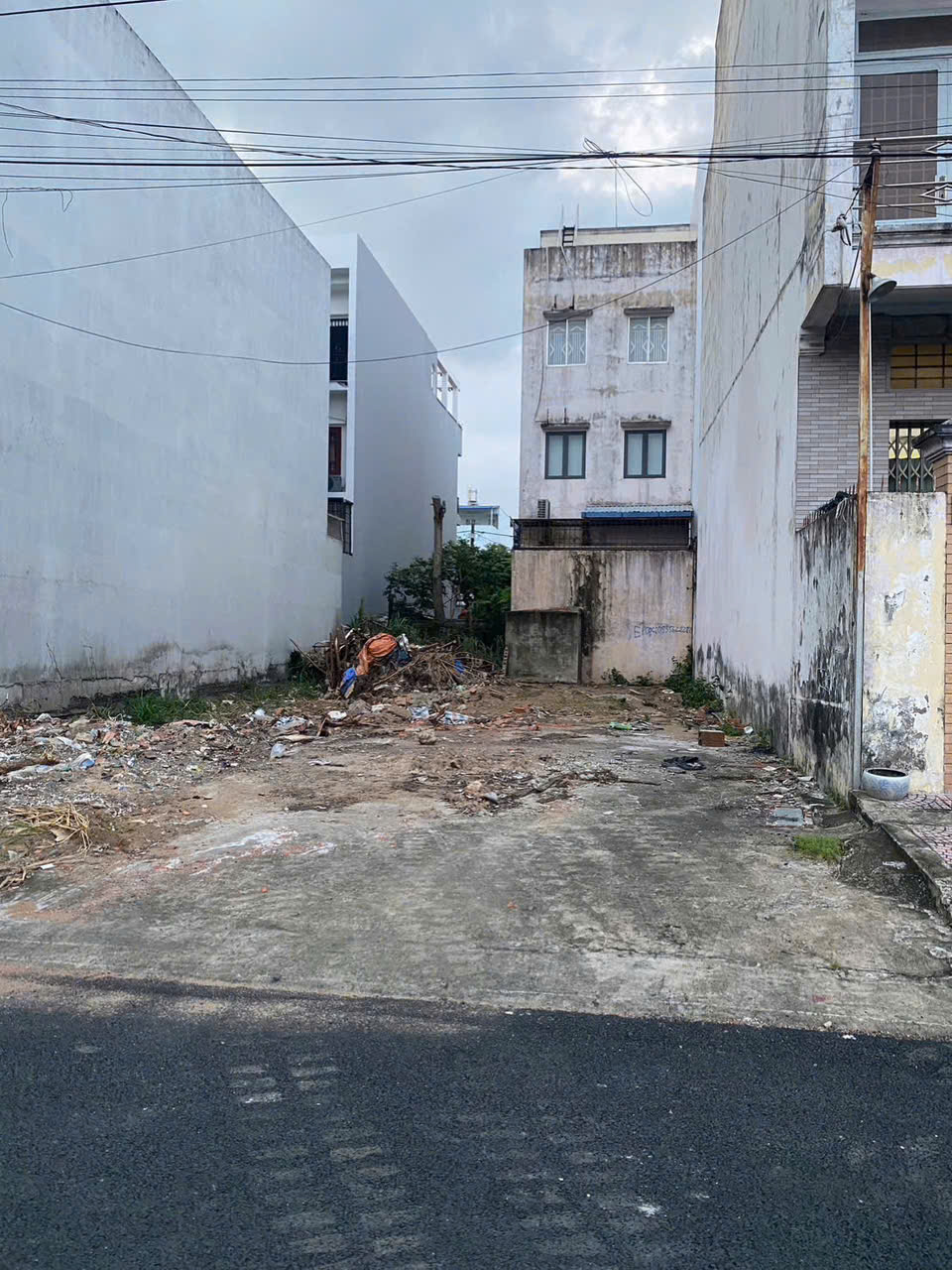 Cần bán Đất đường Võ Văn Hát, Phường Long Trường, Diện tích 92m²,