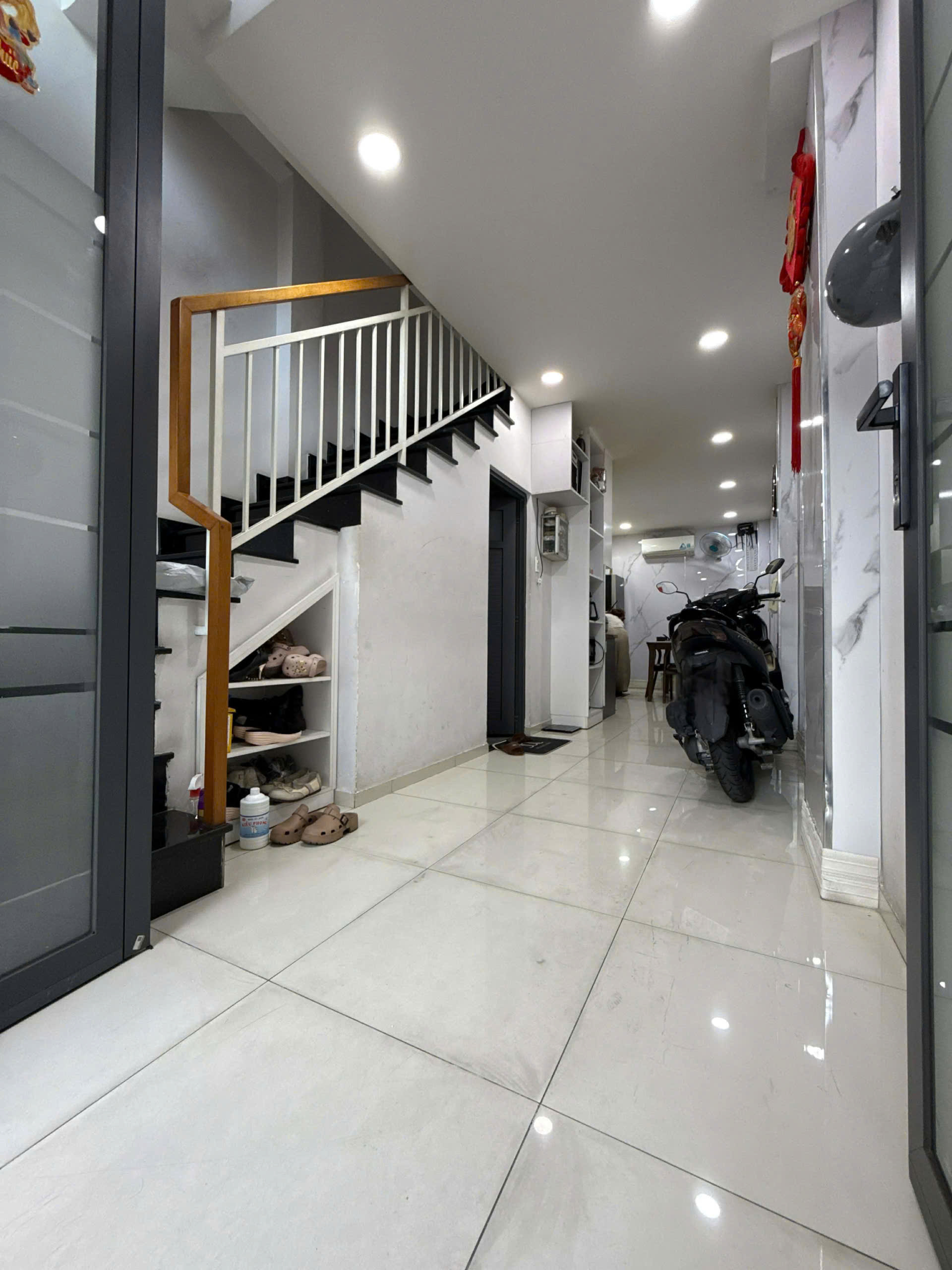 TRẦN VĂN QUANG TÂN BÌNH 32M2 4 TẦNG ĐÚC 3PN 3WC SÂN THƯỢNG SHR CHỈ 5.65 TỶ