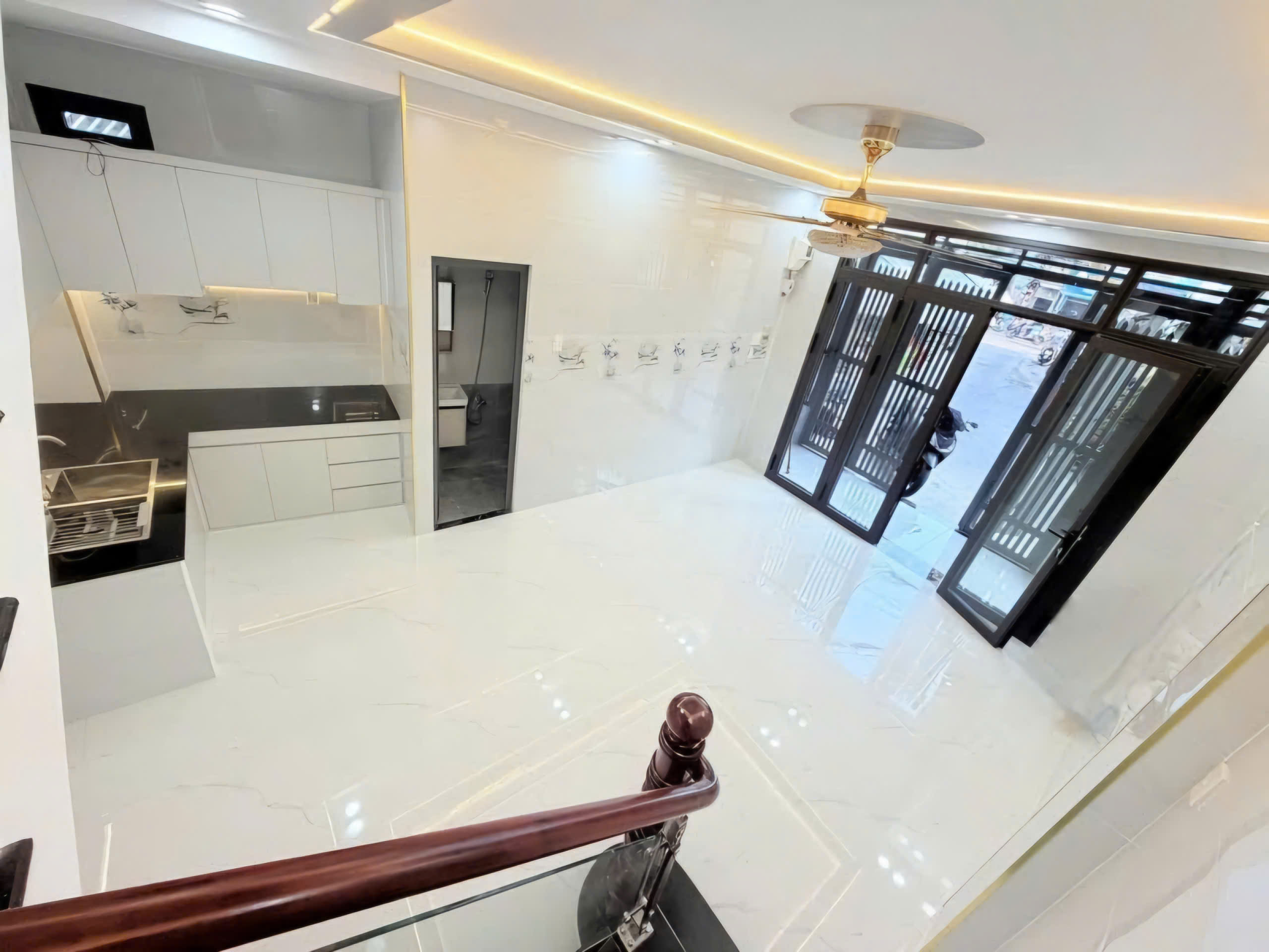 HẺM XE HƠI KINH DOANH TRẦN VĂN QUANG 35M2 3 TẦNG 3PN SHR CHỈ 5.4 TỶ 3