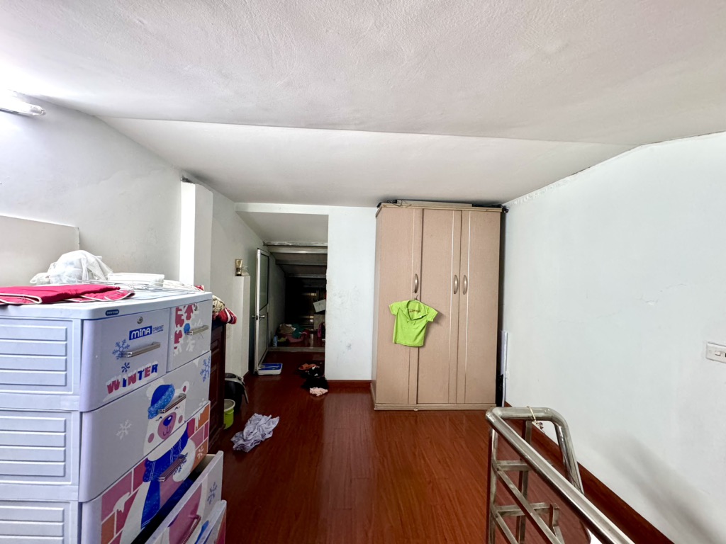 Cần Gấp Bán Nhà Sài Đồng, Long Biên 48m2, 2T chỉ 1,95 tỷ (Cam kết chuẩn)