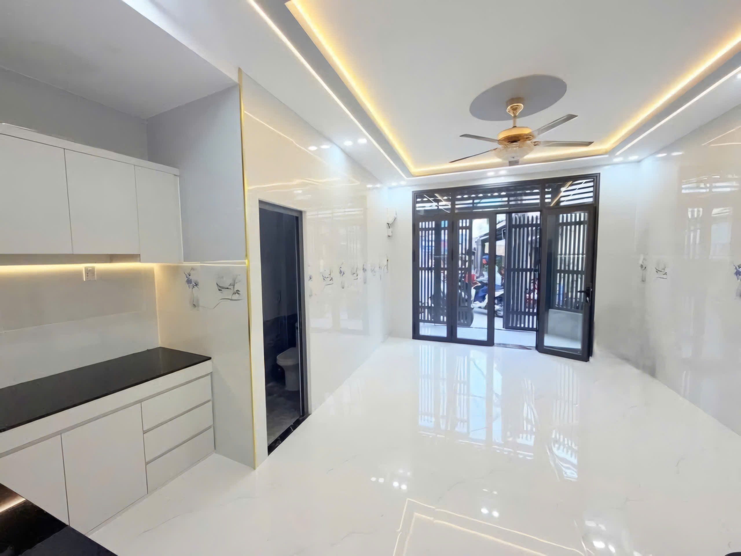 HẺM XE HƠI KINH DOANH TRẦN VĂN QUANG 35M2 3 TẦNG 3PN SHR CHỈ 5.4 TỶ 4