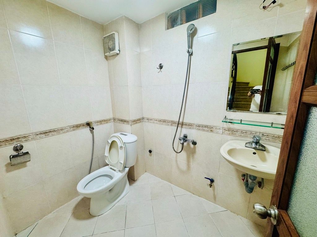 Cần bán Nhà mặt tiền đường Yên Sở, Phường Yên Sở, Diện tích 55m², Giá 17.5 Tỷ 2