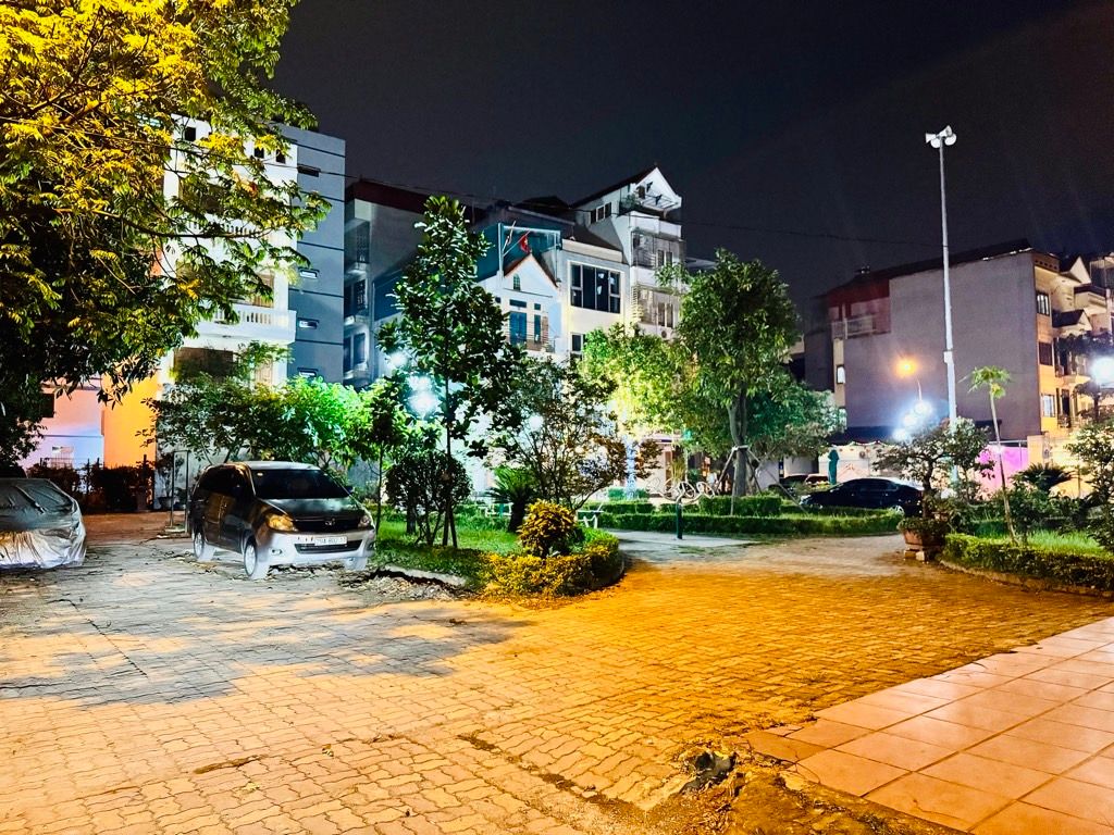 Cần bán Nhà mặt tiền đường Yên Sở, Phường Yên Sở, Diện tích 55m², Giá 17.5 Tỷ 5