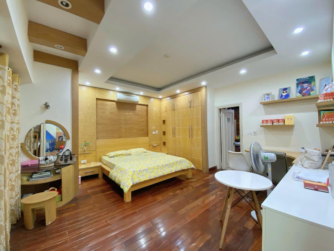 Bán căn hộ chung cư Khai Sơn- Full NT 77m 2 ngủ nhỉnh 7 tỷ9TL)