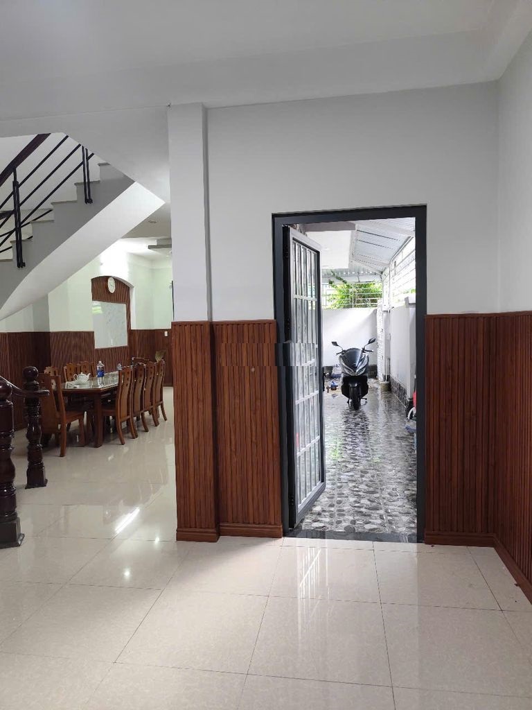 VIILA KHU BÊN SÔNG 2PN TRÊT 1 LAU ST CÁCH PHẠM VĂN ĐỒNG 200M GIÁ CHỈ 16TR 3