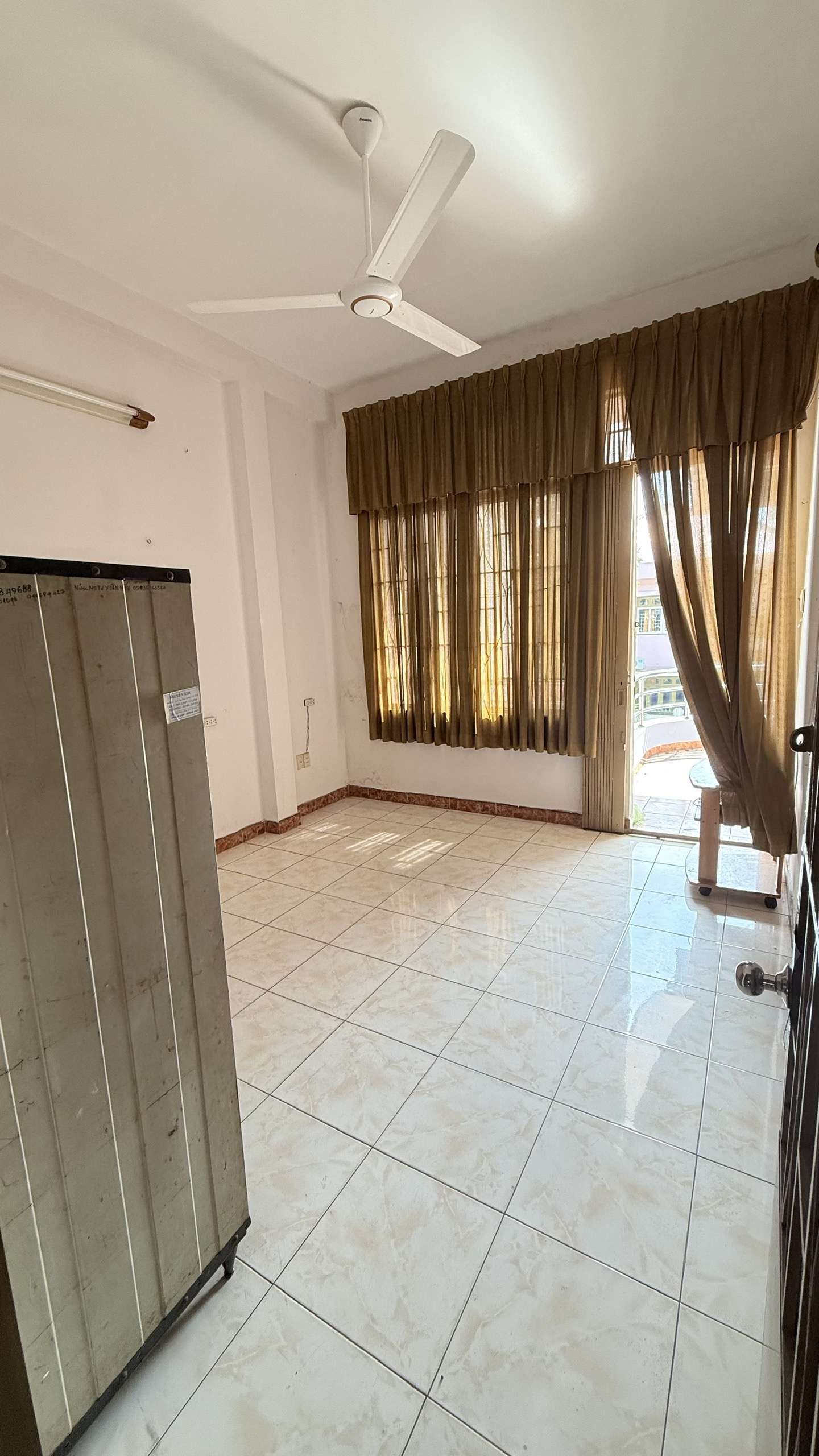 CHỈ CÒN DUY NHẤT 1 CĂN VILLA KHU BÊN SÔNG GIÁ 26TR 7M x 18M TRET 2 LAU 9P 4WC 3