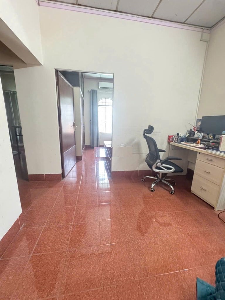 VILLA TRỆT 1LAU 4PN HẺM 808 QUỐC LỘ 13 GIÁ CHỈ 13,5TR 3