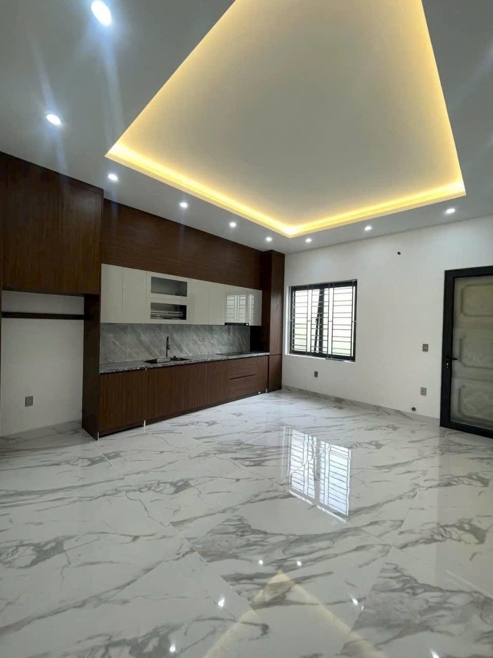 Bán nhà 4 tầng 75m2, có thang máy mặt tiền 5m, KĐT An Phú, ph Tân Bình, TP HD 4