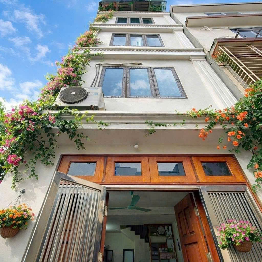 MỄTRÌ- NHÀ MỚI- MẶT TIỀN 5M- 10M RA OTO NHỈNH 7 TỶ