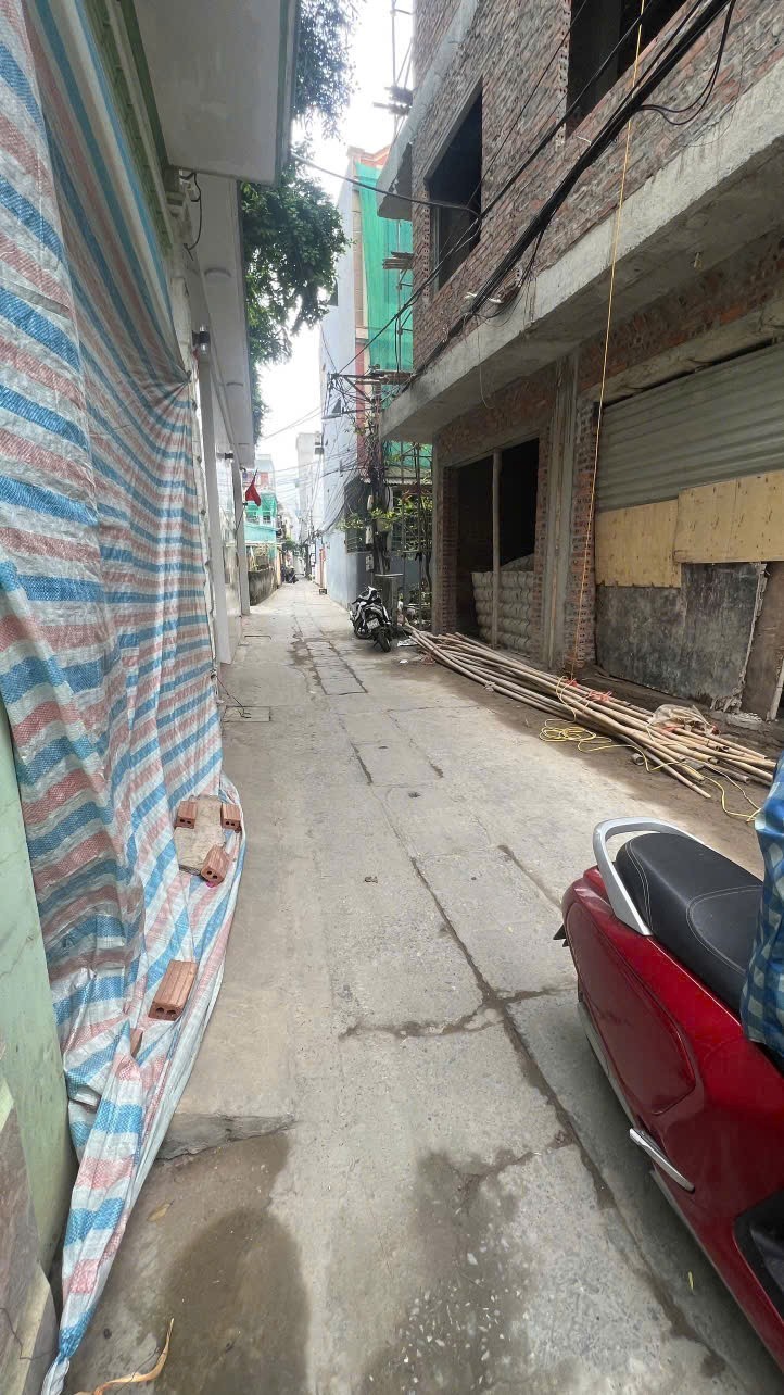 chính chủ gửi bán nhà 4 tầng mặt ngõ thông ngay khối bv mắt trần lãm 2