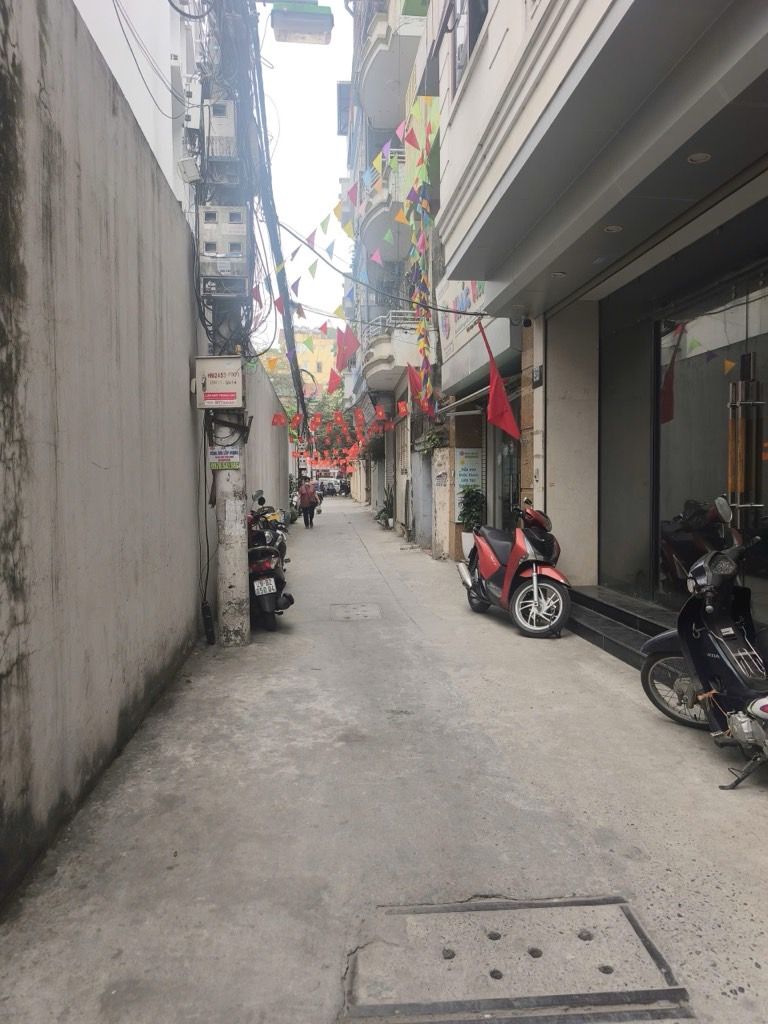 Cần bán Nhà mặt tiền đường Tam Khương, Phường Kim Liên, Diện tích 36m², Giá 6.9 Tỷ 2