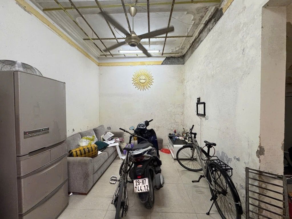 Cần bán Nhà mặt tiền đường Tam Khương, Phường Kim Liên, Diện tích 36m², Giá 6.9 Tỷ 4