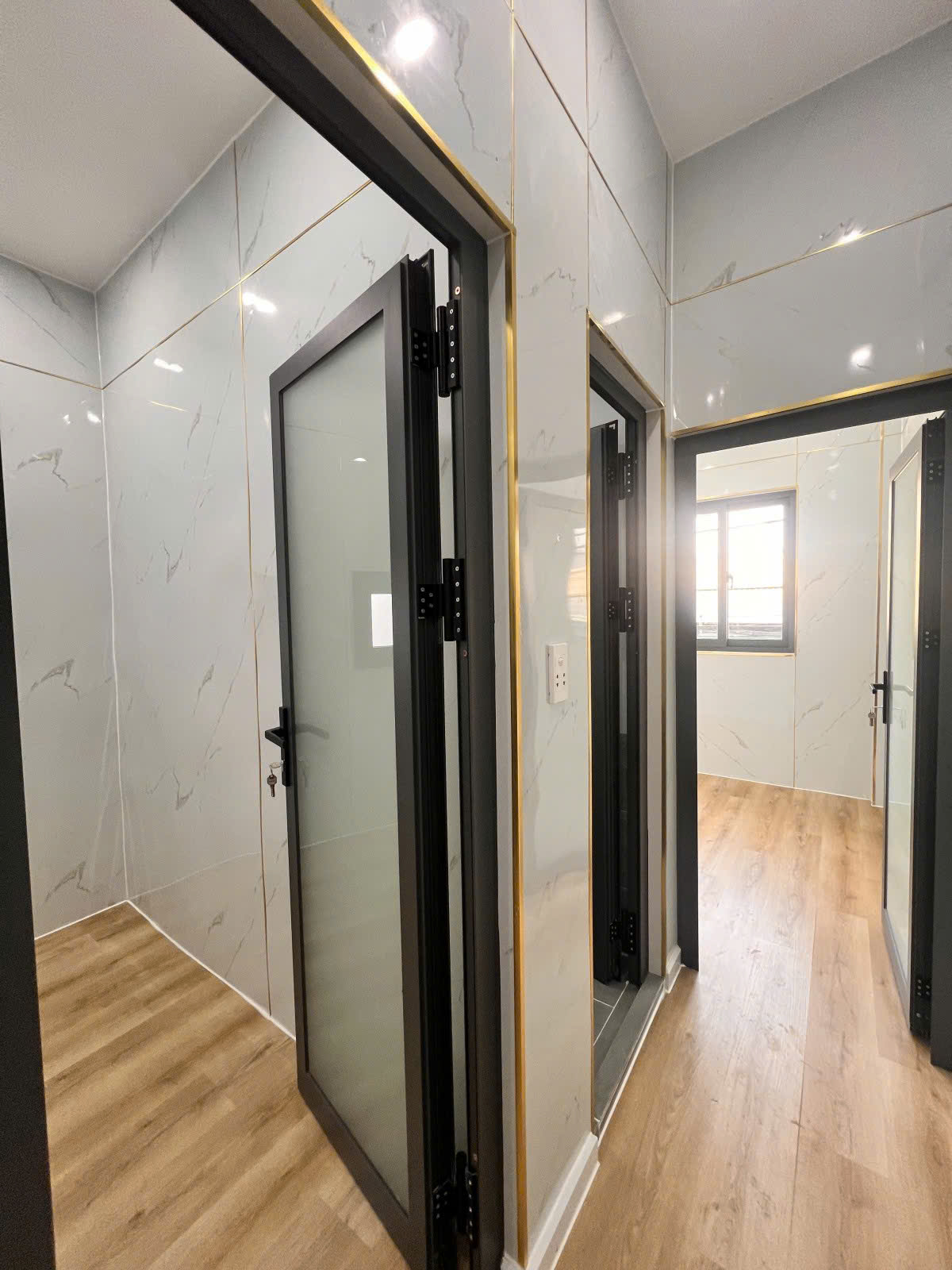 MẶT TIỀN ĐƯỜNG HXH SỐ 13A GIÁP LÊ THÚC HOẠCH 21M2 2 TẦNG SHR CHỈ 2.69 TỶ 3