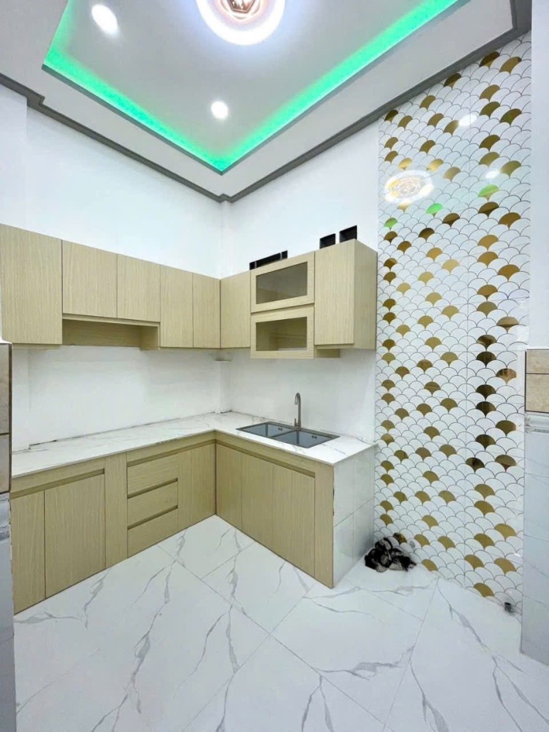 GIÁP CHỢ BÌNH TRỊ ĐÔNG 27M2 2 TẦNG SHR HOÀN CÔNG ĐỦ KO QH CHỈ 3.45 TỶ 4