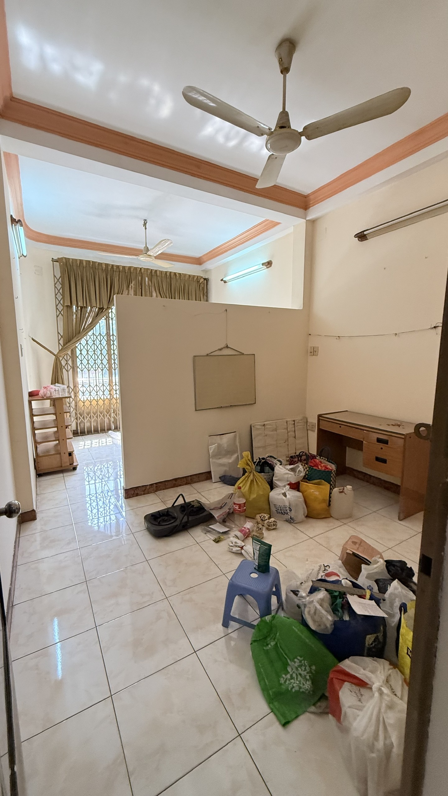 CHỈ CÒN DUY NHẤT 1 CĂN VILLA KHU BÊN SÔNG GIÁ 26TR 7M x 18M TRET 2 LAU 9P 4WC 4