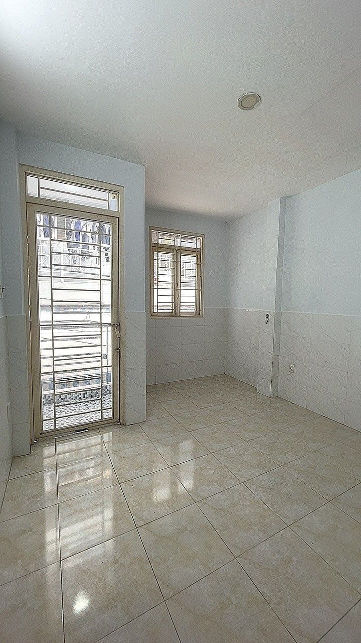 HÀNG HIẾM VƯỜN LÀI 23M2 NHÀ ĐÚC 2 TẦNG SHR GIÁ NHỈNH 3 TỶ 4