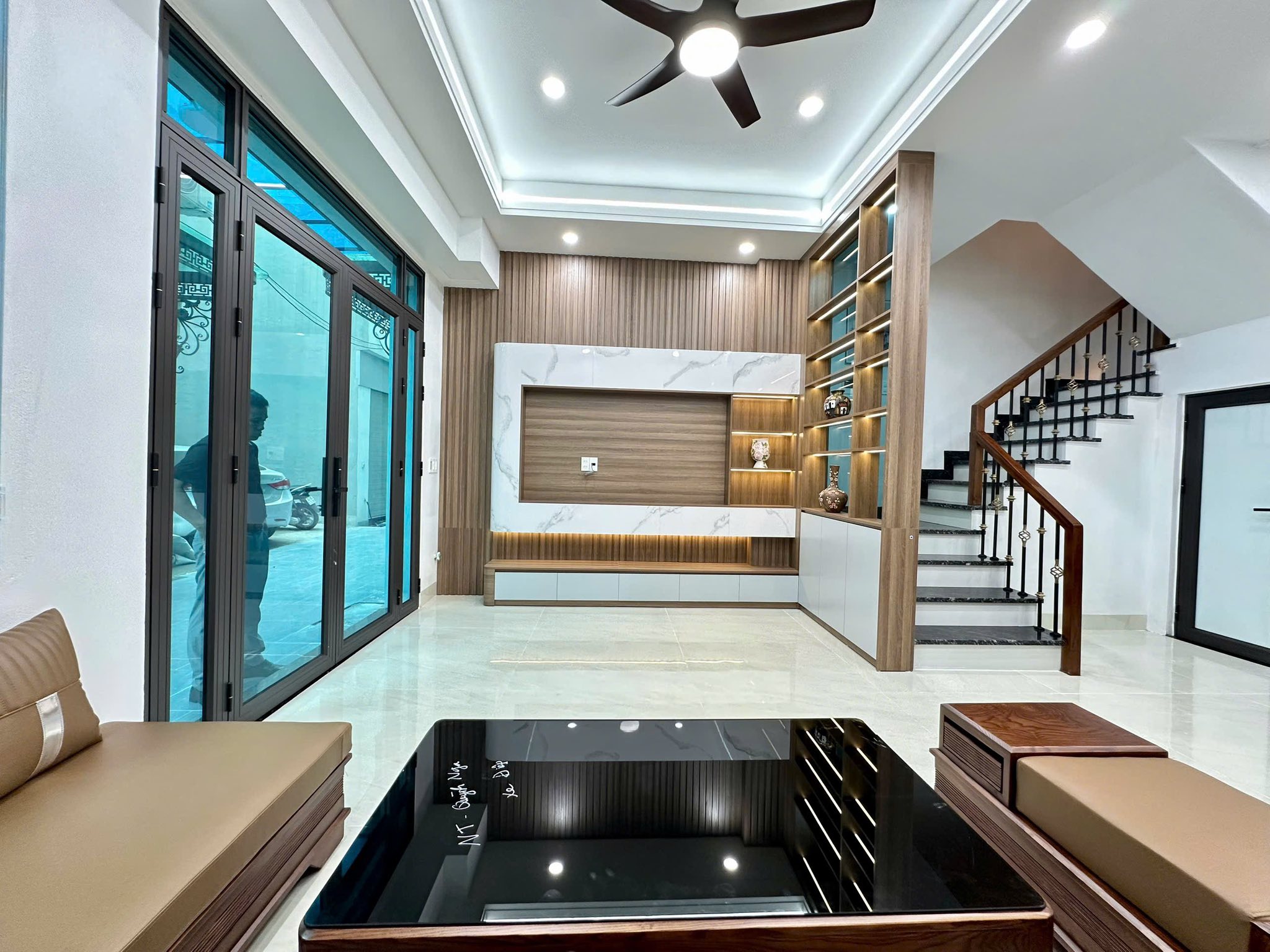 Bán căn nhà 4 tầng ngõ đường Điện Biên Phủ, ph Bình Hàn, TP HD, 41m2, mt 5.2m, 3 ngủ, 3 vs 5