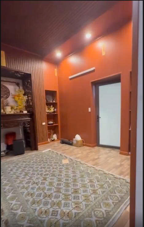 Bán nhà vườn đẹp xã Lam Điền (cũ nay thuộc xã Quảng Bị), 1400m2, mặt tiền 40m, đường bê tông ô tô, 4