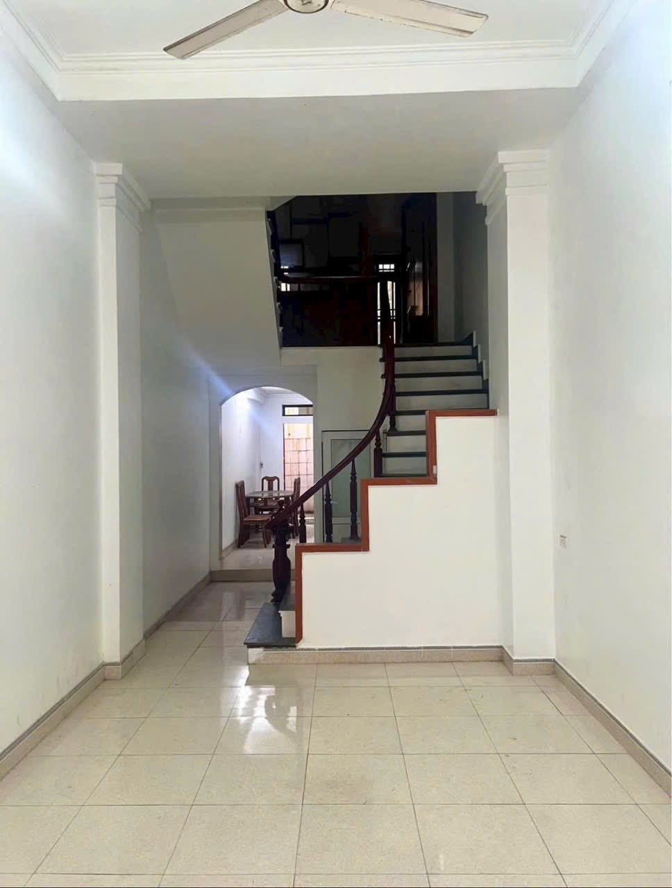 Bán nhà 3 tầng ngõ phố Phạm Thị Trân, ph Phạm Ngũ Lão, TP HD, 68.5m2, mt 4m, 4 ngủ 5