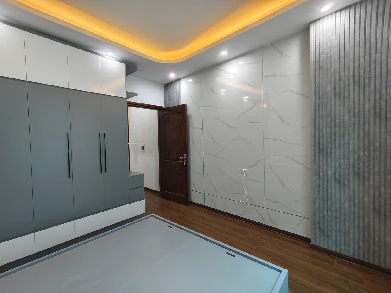 Bán căn nhà 3 tầng ngõ 166 Vũ Hựu, ph Thanh Bình, TP HD, 43.7m2, 3 ngủ, 3 vs, chỉ 2.69 tỷ 5