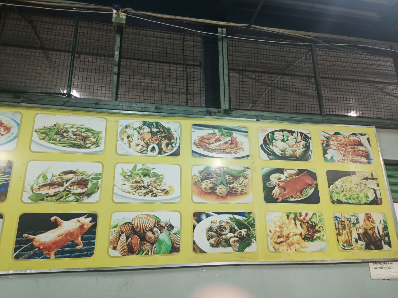 Do không có thời gian quản lý, mình cần sang nhượng lại nhà hàng đang hoạt động ổn định 4