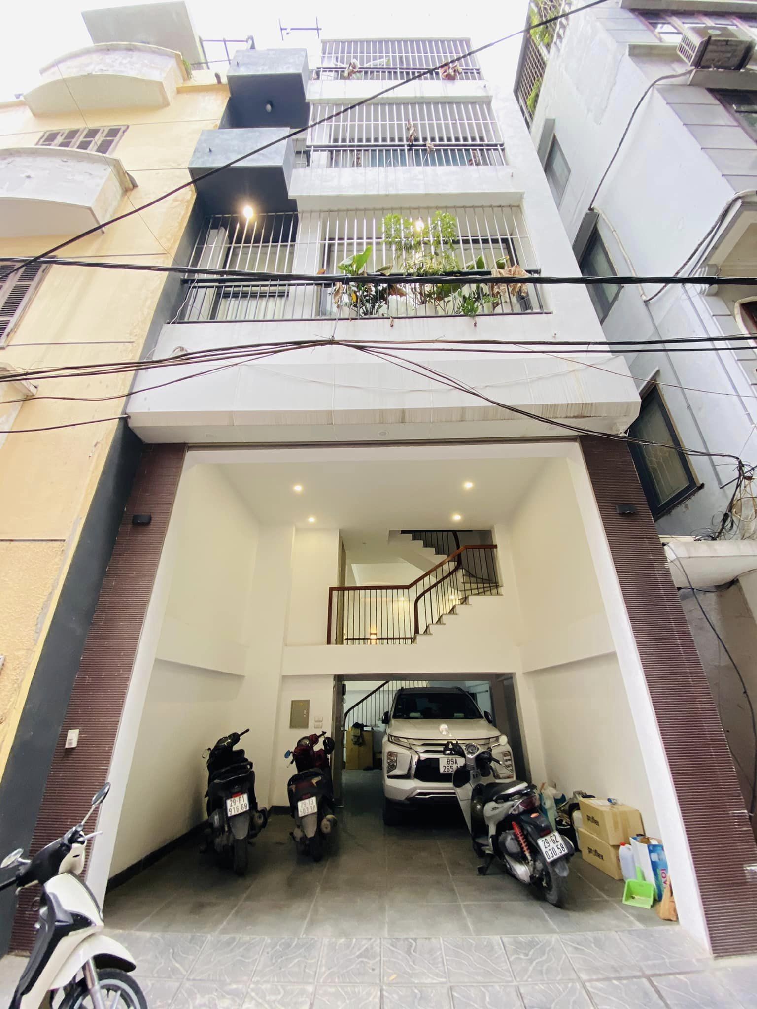 NGÕ 19 TRẦN QUANG DIỆU, 7 TẦNG THANG MÁY, 40/55M LÔ GÓC, PHÂN LÔ OTO TRÁNH.