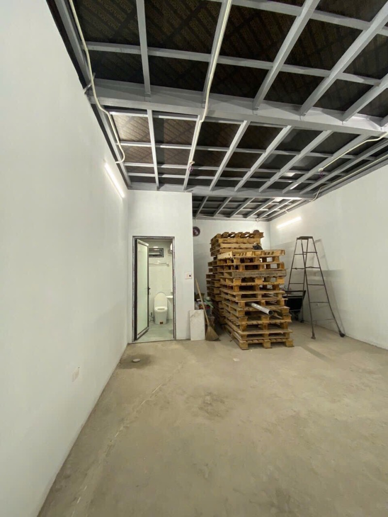 MẶT PHỐ ĐỨC GIANG – VIỆT HƯNG  135.9m² – MT 4.9m  29.5 TỶ 4