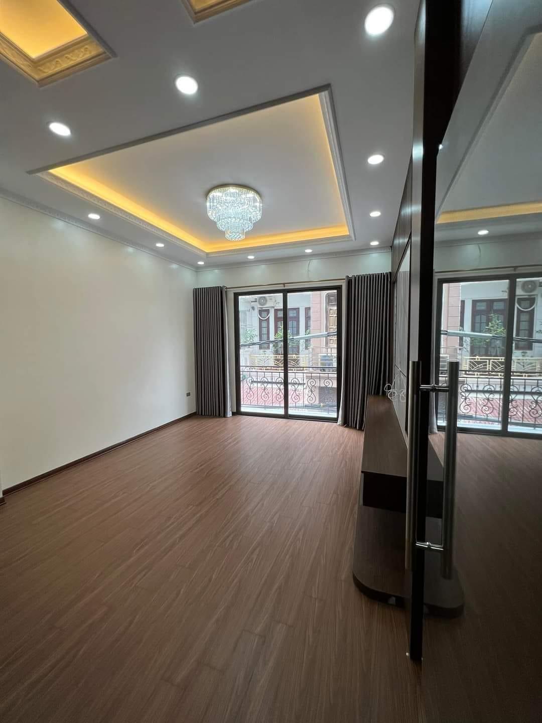 BÁN NHÀ PHÚC LỢI, LONG BIÊN 35M2, 5T, CHỈ 5,6 TỶ - NGÕ THOÁNG, Ô TÔ ĐỖ GẦN