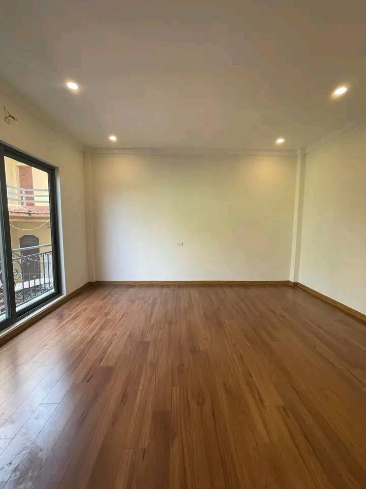 Tâm ĐIỂM NGUYỄN VĂN LINH – NGÕ Ô TÔ THÔNG – ĐI TỈNH HAY SANG PHỐ ĐỀU TIỆN CHỈ 6 TỶ 2