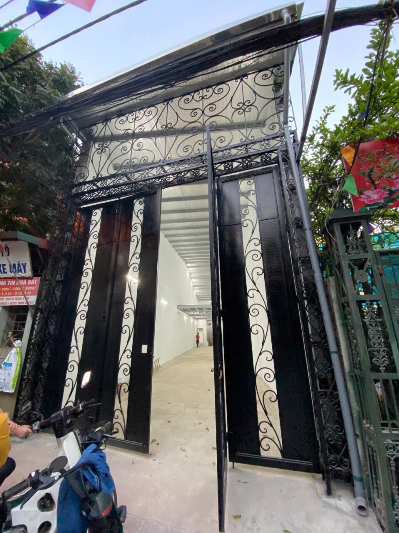 MẶT PHỐ ĐỨC GIANG – VIỆT HƯNG  135.9m² – MT 4.9m  29.5 TỶ 3