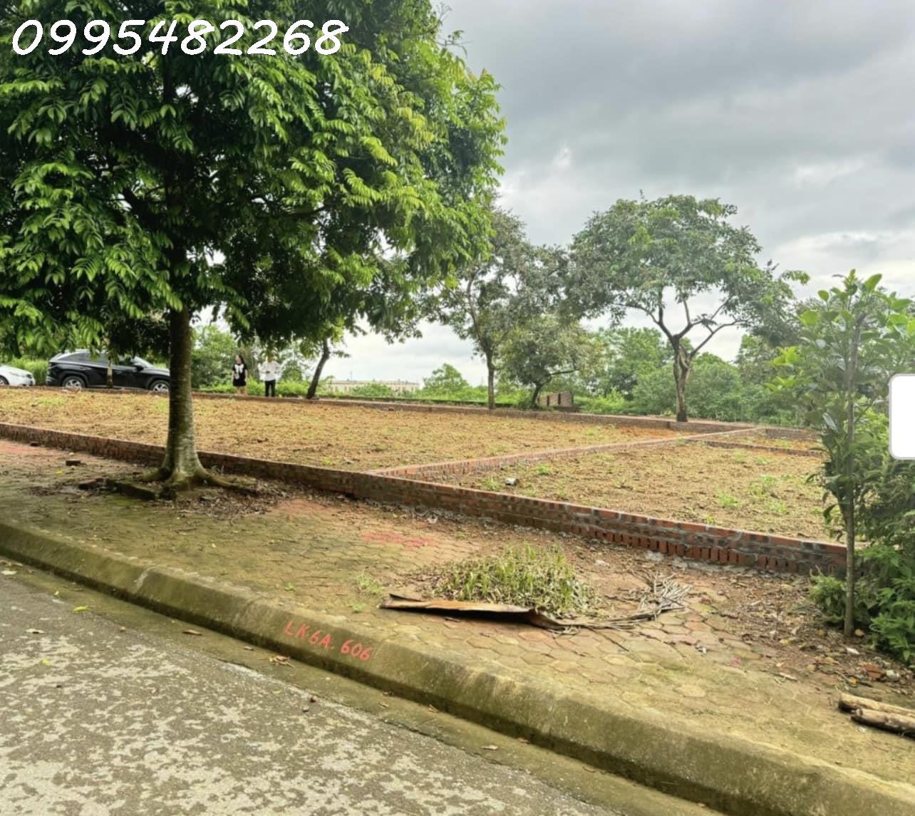 Lô đất F0 cấn bánt 100m2 gần Metro số 5, khu vực trung tâm Hòa Lạc. Phù hợp xây trọ, đầu tư sinh 3