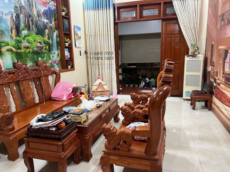 Bán nhà đường số 6, Phường Linh Xuân, Thủ Đức, TP HCM. DT 104 m2, 3 tầng, 4PN. Giá  6.95  tỷ, SH. 3