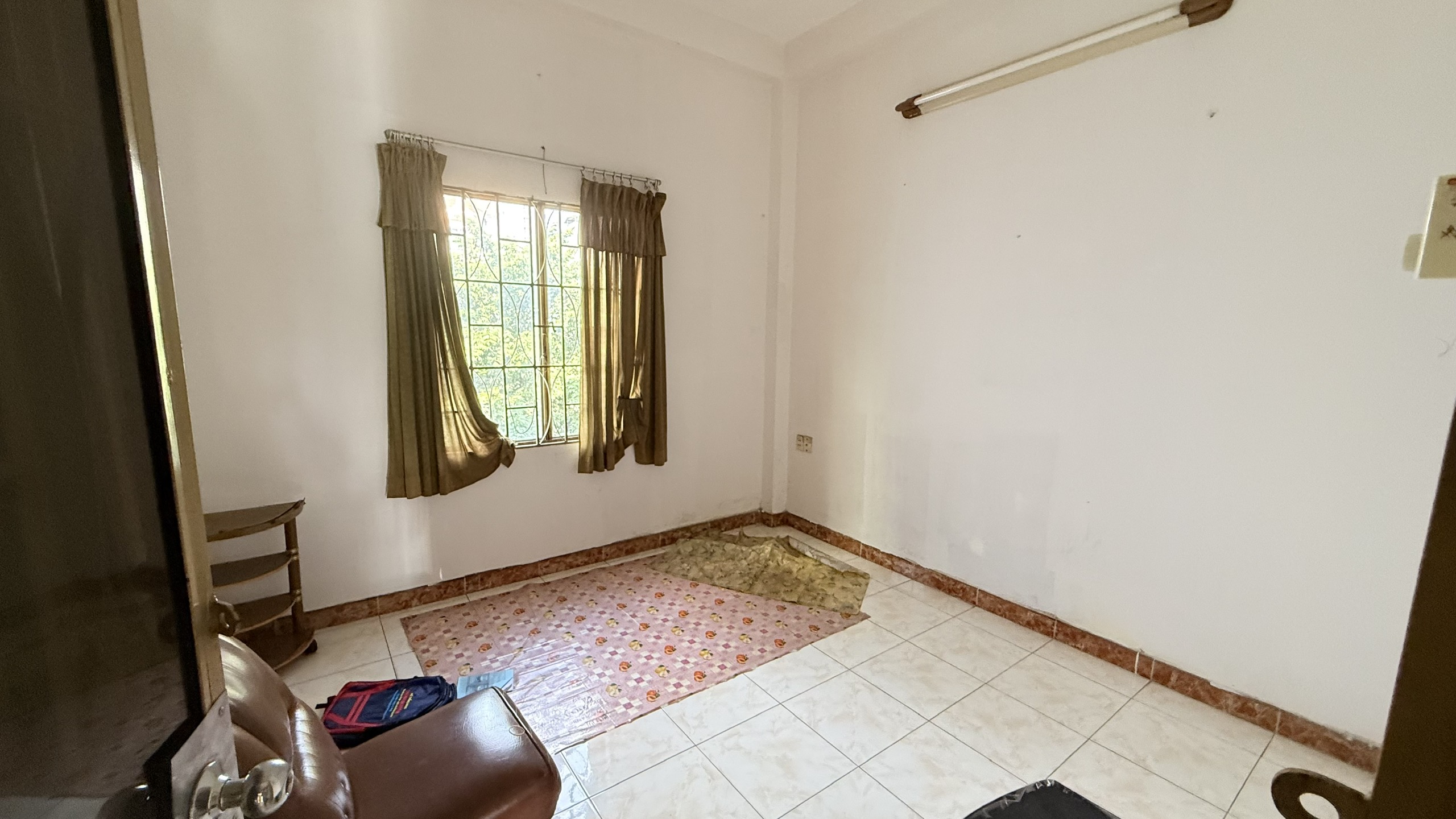 CHỈ CÒN DUY NHẤT 1 CĂN VILLA KHU BÊN SÔNG GIÁ 26TR 7M x 18M TRET 2 LAU 9P 4WC 5