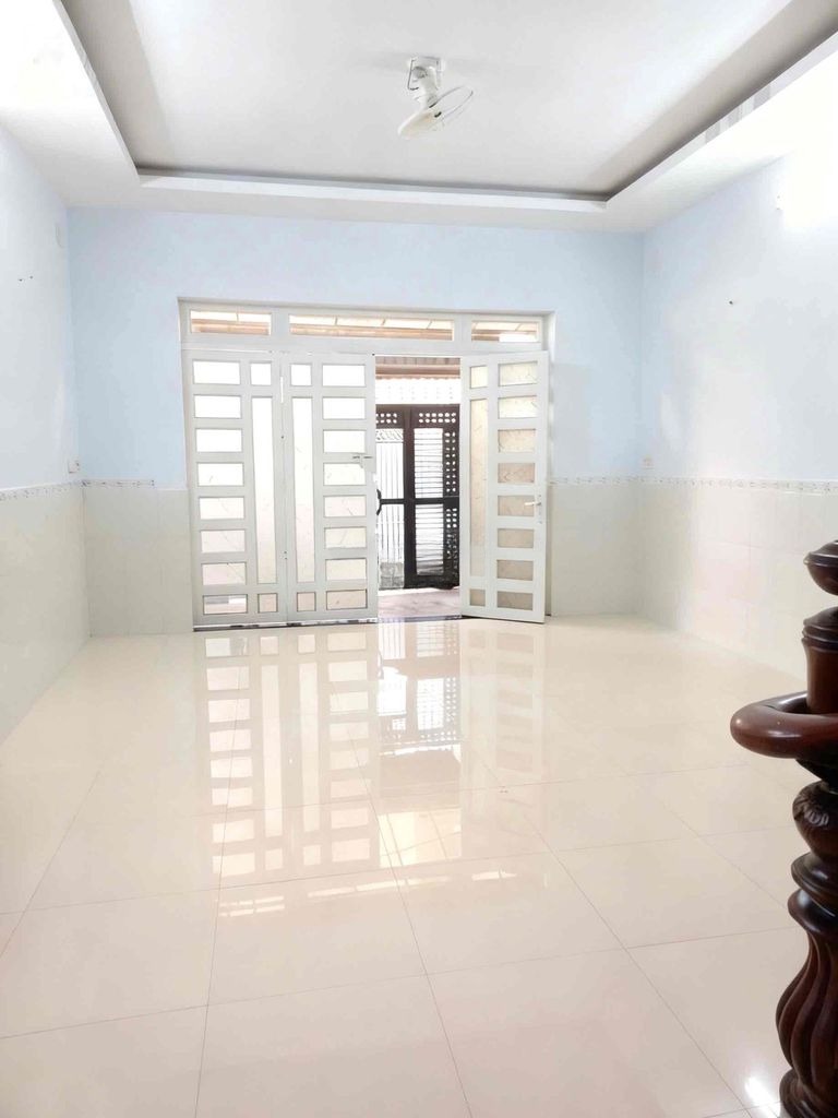 Cho thuê nhà phường Hiệp Bình Chánh . HXH đường Hiệp Bình 5M x 15M tret 1lau 2pn giá 13TR 5