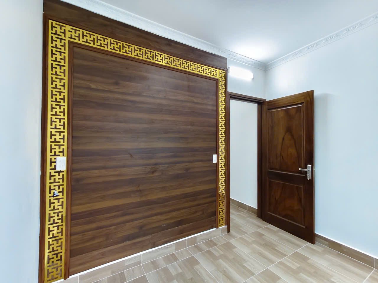 Bán căn nhà 3 tầng ngõ 166 Vũ Hựu, ph Thanh Bình, TP HD, 43.7m2, 3 ngủ, 3 vs, chỉ 2.69 tỷ 6