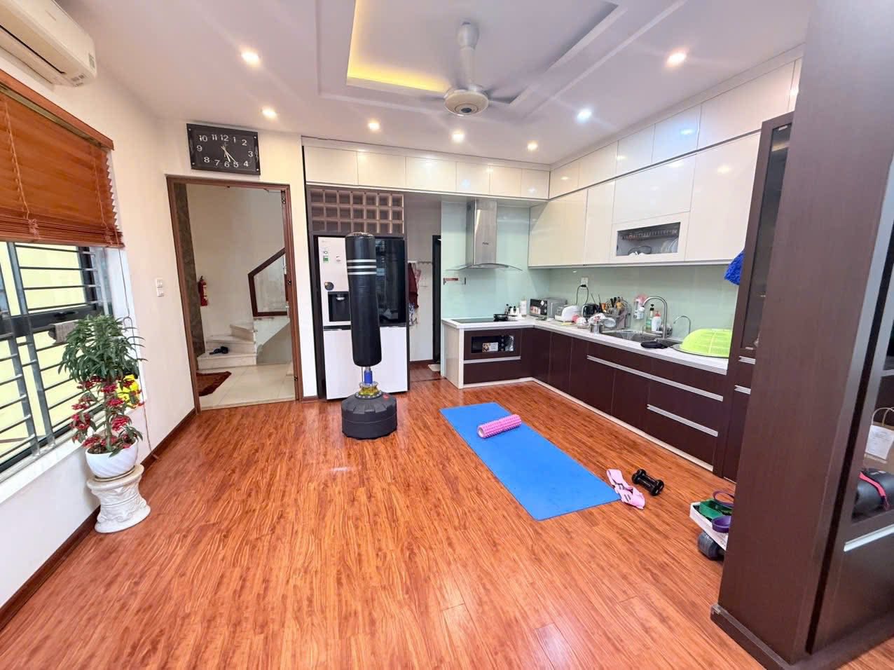 BÁN NHANH NHÀ LÊ VĂN THIÊM, DT65M2 MT6.2M, PHÂN LÔ VỈA HÈ, OTO TRÁNH KINH DOANH VP, 31.X TỶ 2