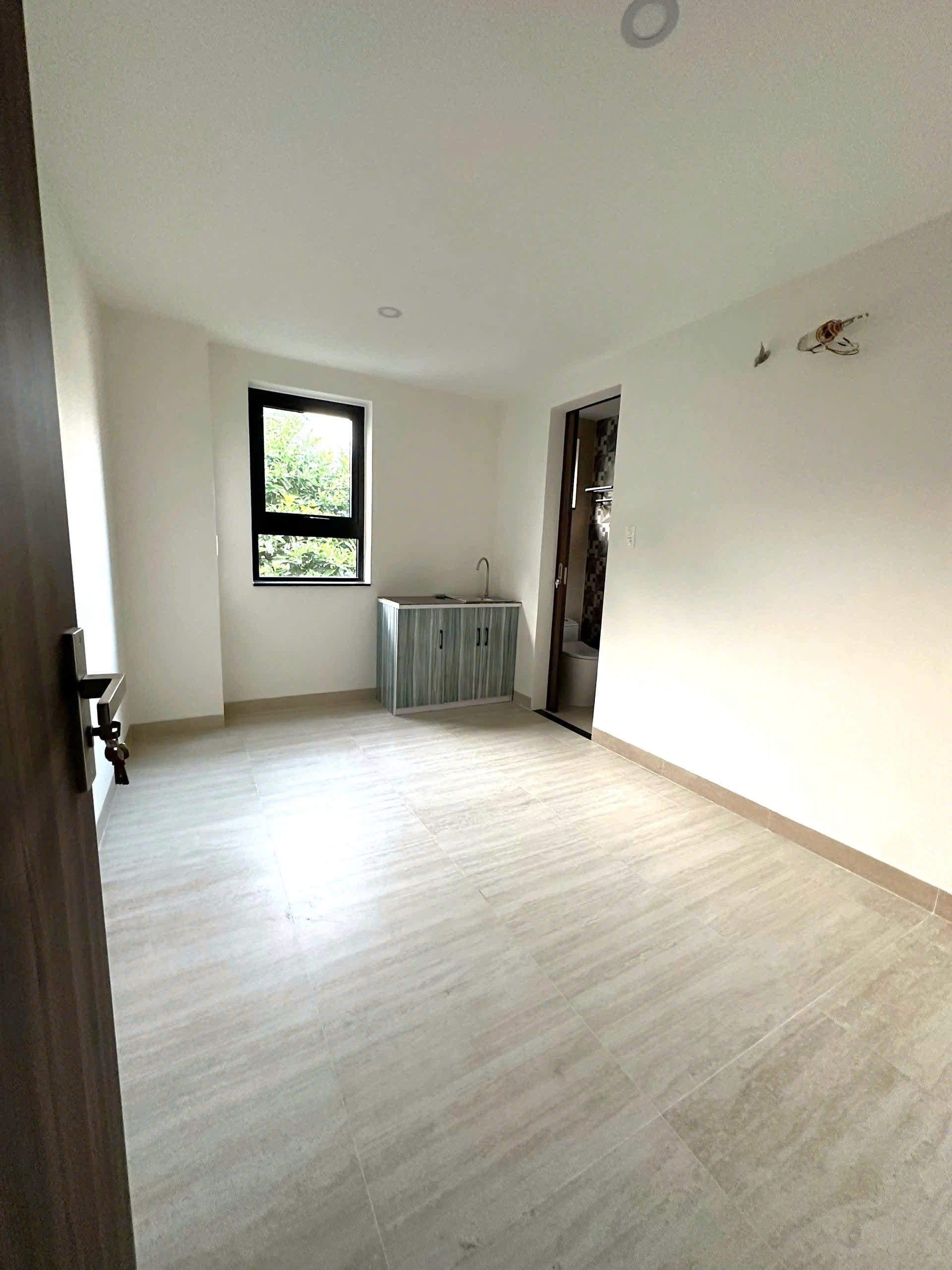 CHO THUÊ PHÒNG MỚI XÂY- GẦN ĐH VĂN LANG ( Bình Thạnh) 2