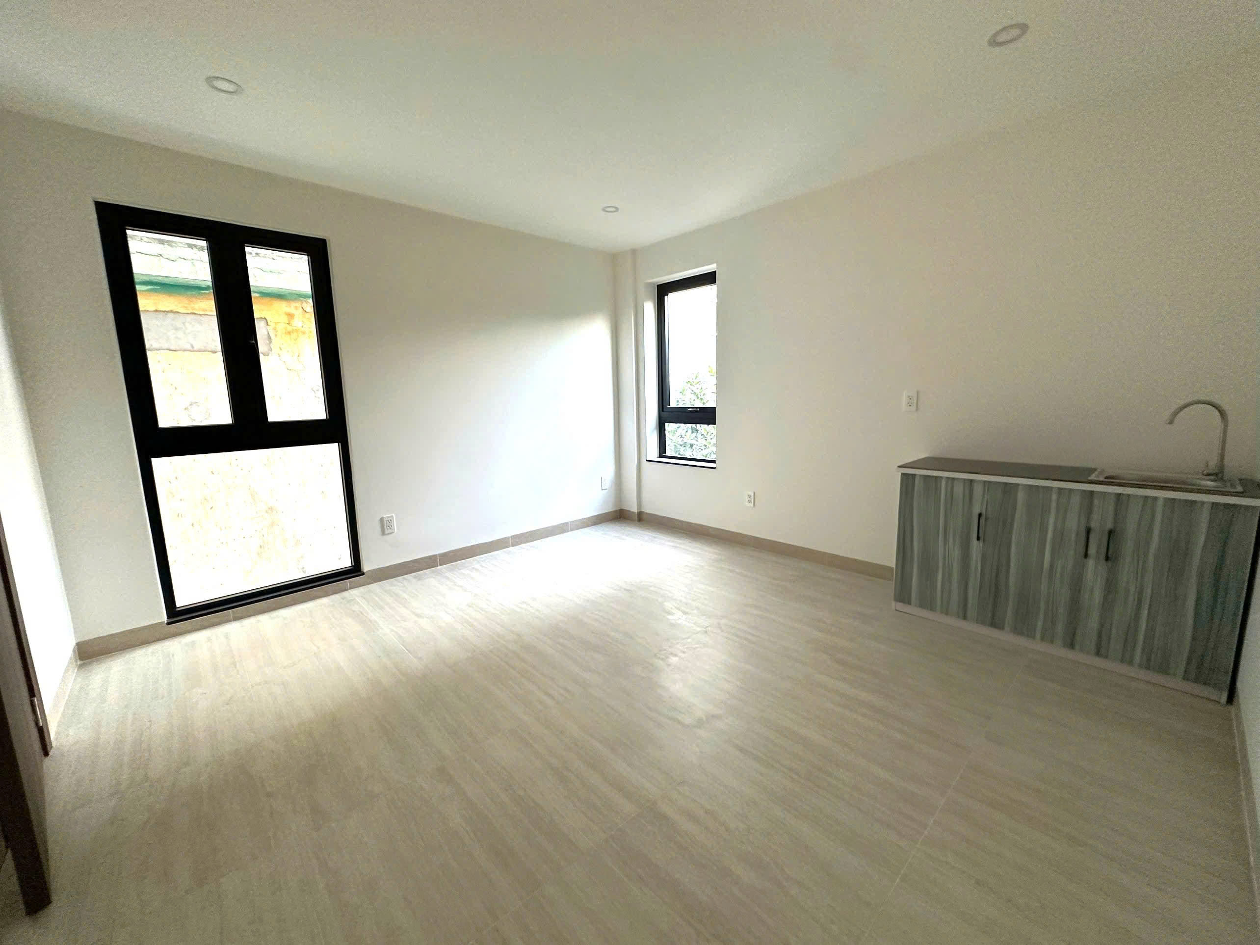 CHO THUÊ PHÒNG MỚI XÂY- GẦN ĐH VĂN LANG ( Bình Thạnh) 3